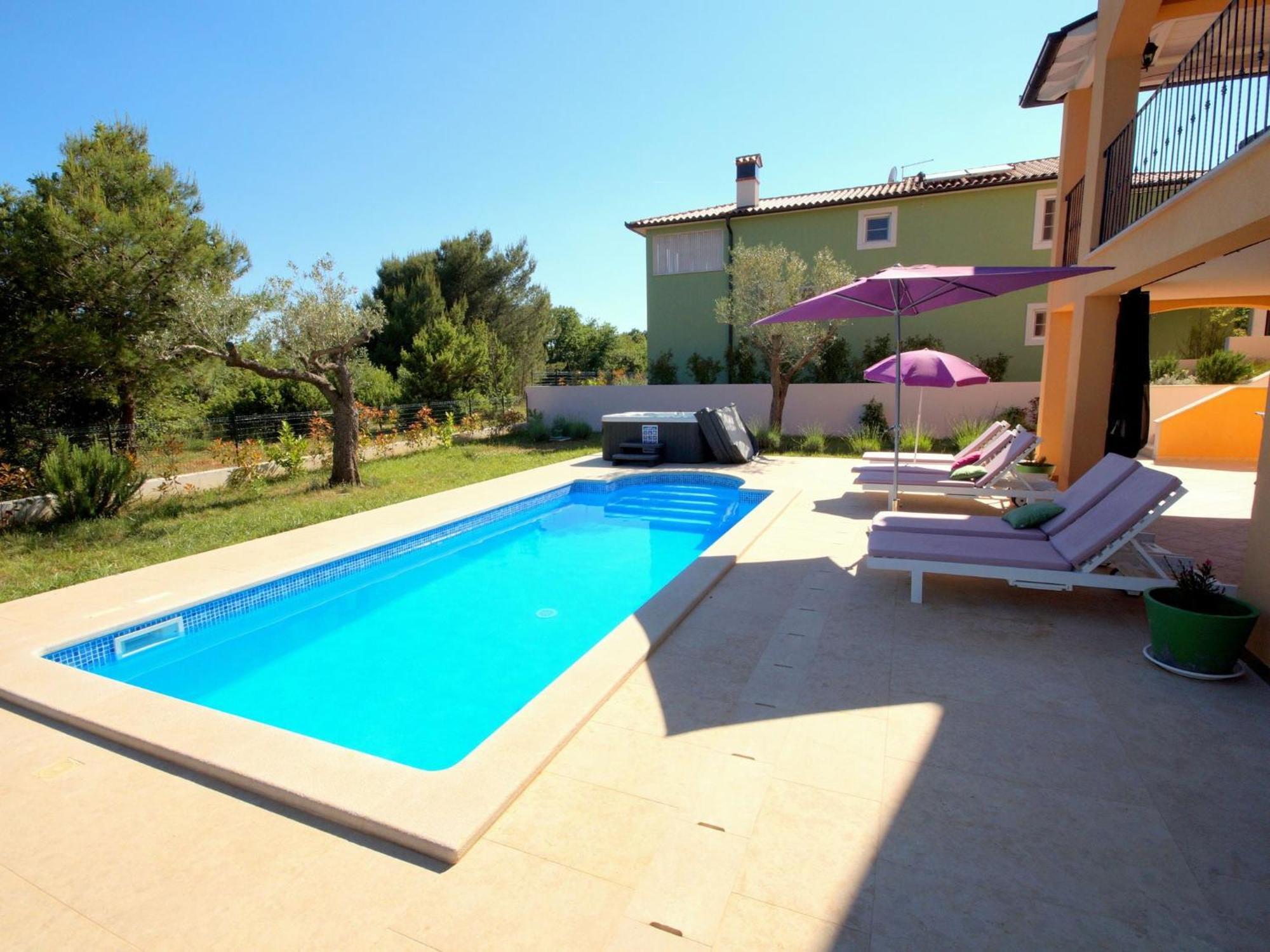 Rakalj Lovely Villa With Pool, Wellness And Fenced Garden מראה חיצוני תמונה