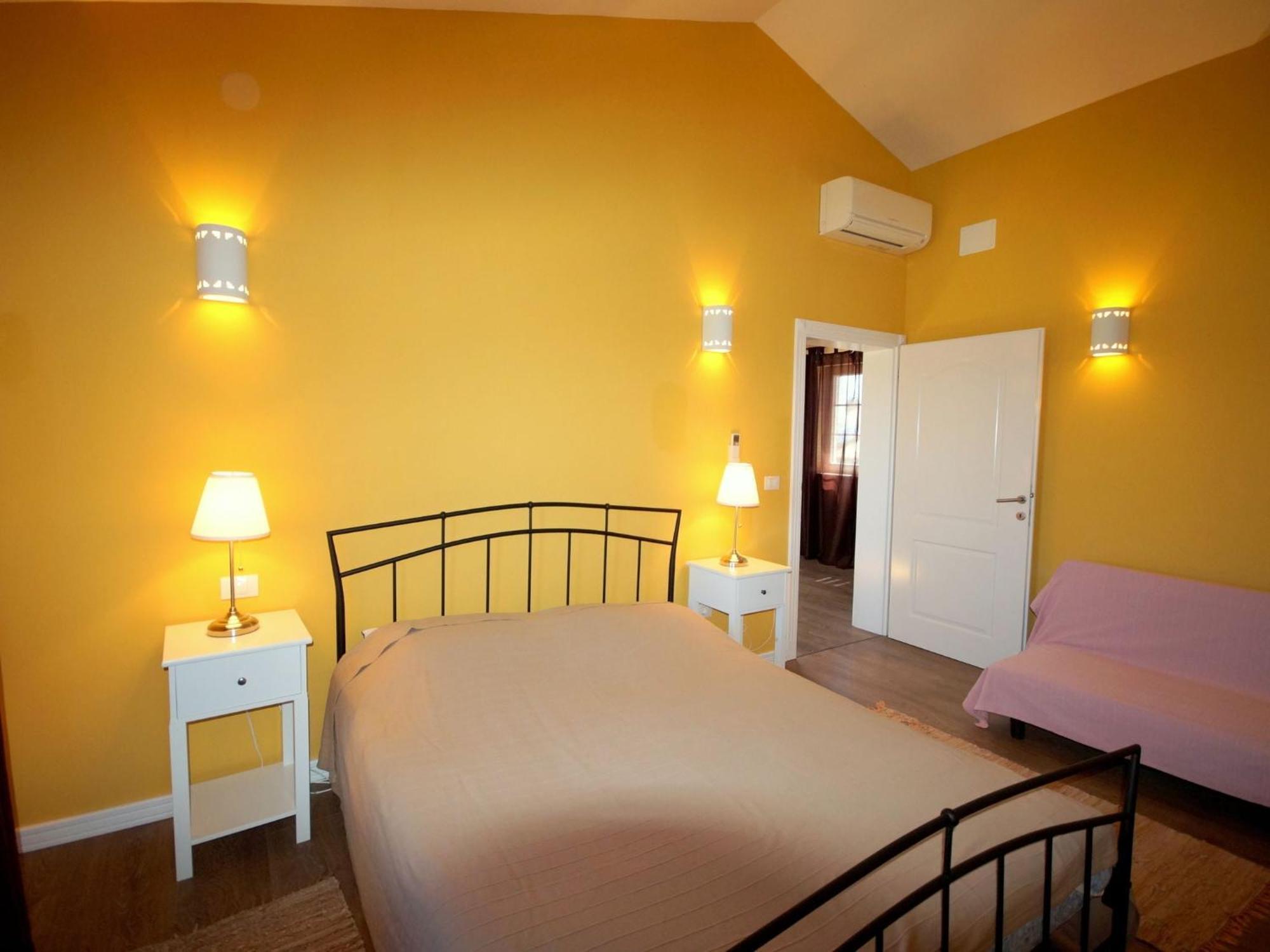 Rakalj Lovely Villa With Pool, Wellness And Fenced Garden מראה חיצוני תמונה
