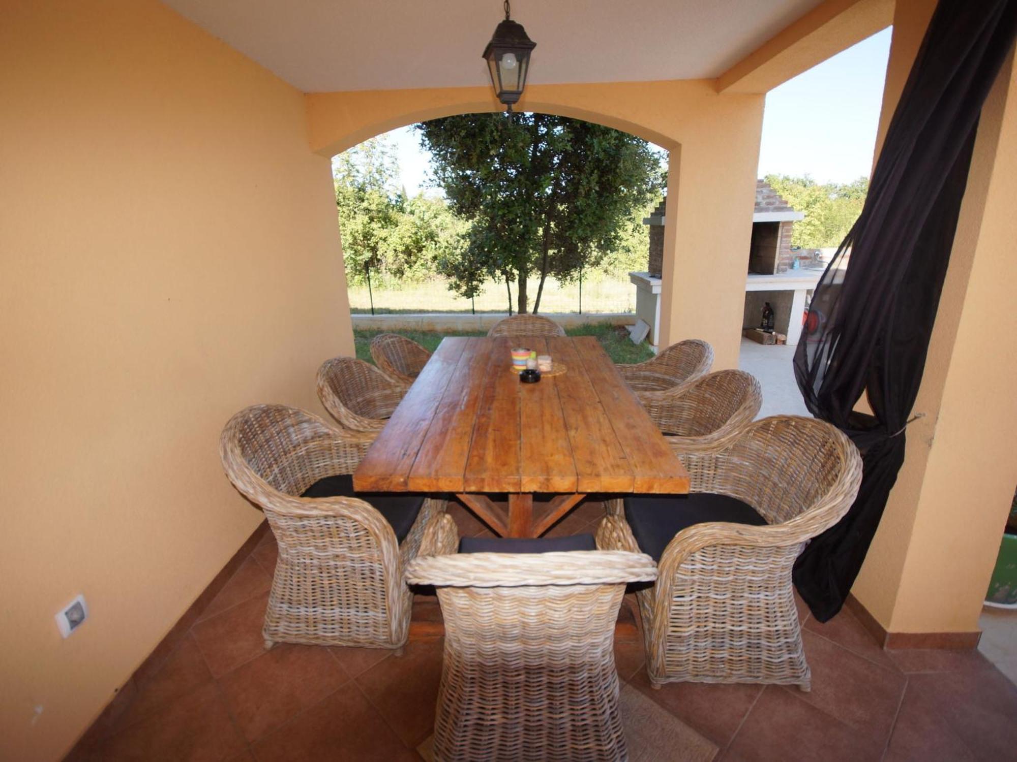 Rakalj Lovely Villa With Pool, Wellness And Fenced Garden מראה חיצוני תמונה